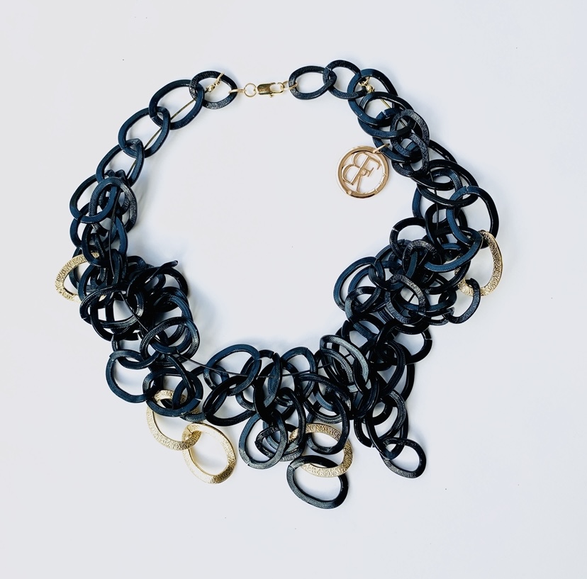 Collar Ritmo de Otoño NEGRO