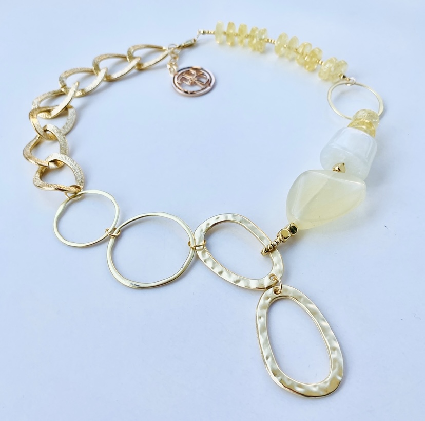 COLLLAR CIRCULOS PETALO